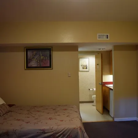 Hillside Inn-3
