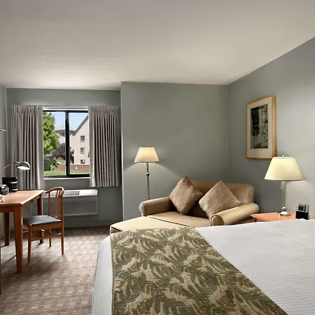Hawthorn Suites By Wyndham Overland Park-3
