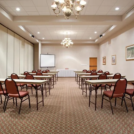 Baymont By Wyndham Belen Nm-2
