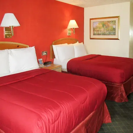 Rodeway Inn & Suites-2