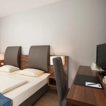 Park Hotel Hamburg Arena-3