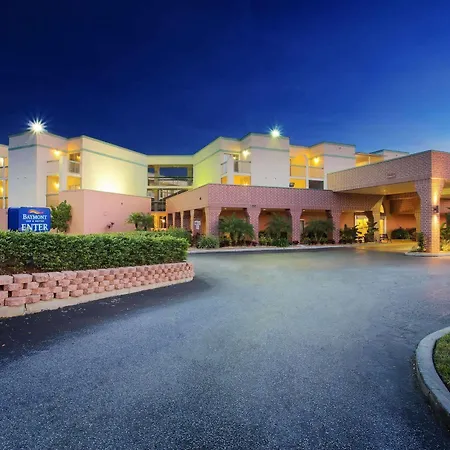 Baymont By Wyndham Tampa Near Busch Gardens-3
