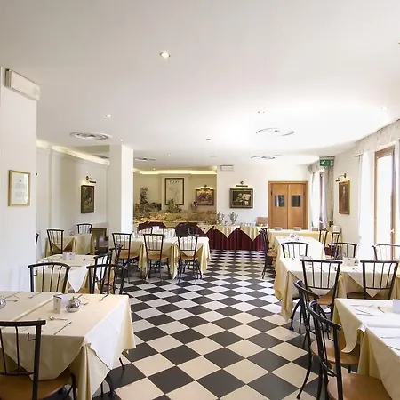 Hotel Palazzo Dei Priori-3