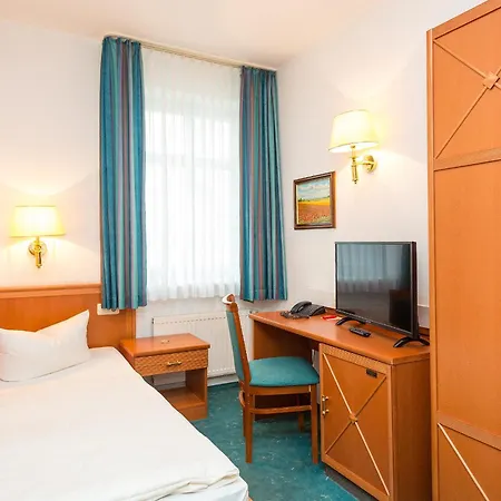Hotel Stadt Waren-3