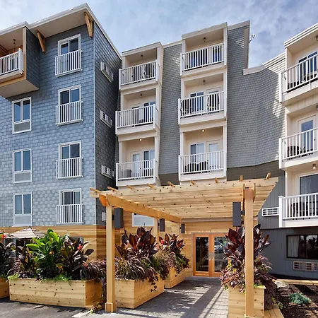 Rockland Harbor Hotel-3
