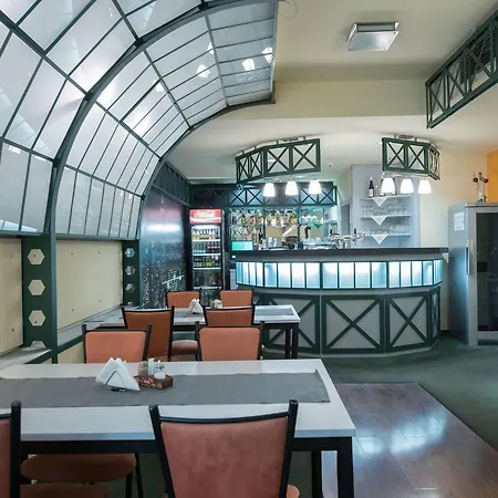 Hotel Ostruvek-2