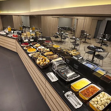 Max Plaza Hotel-3