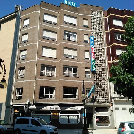 Hotel Vaqueros-3