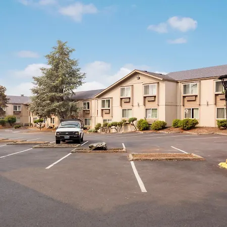 Red Lion Inn & Suites Grants Pass-3