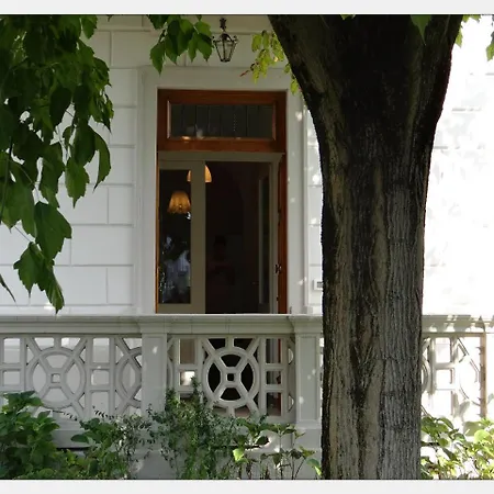 Frich B&B-3