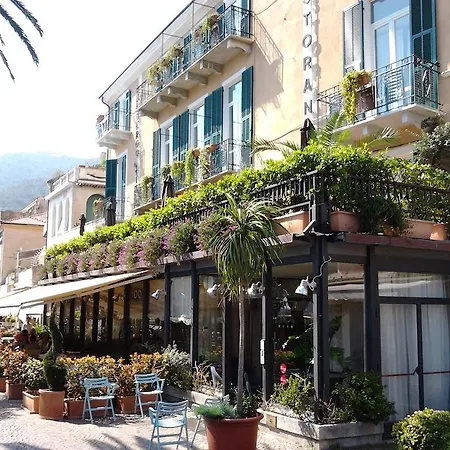 Hotel Italia-3