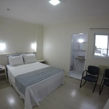 Dumont Park Hotel-3