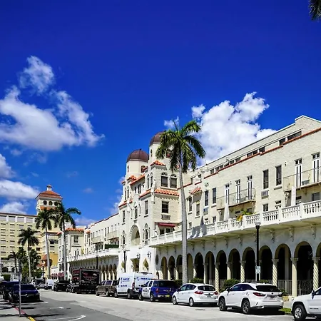 Palm Beach Historic Hotel: Petite Retreat Near Beach-2