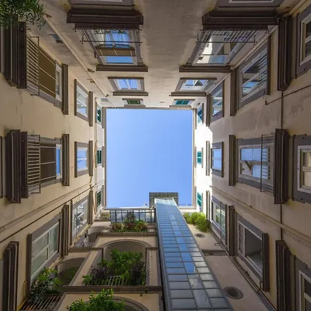 Skyhouse Chiaia-3