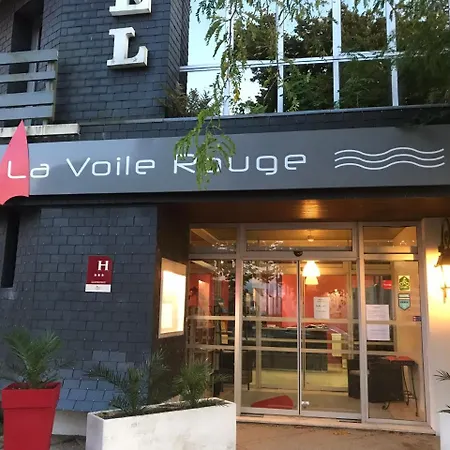La Voile Rouge-2