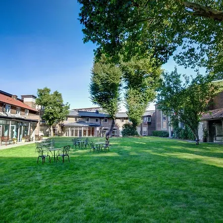 The Royal Foundation Of St Katharine-2