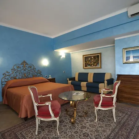 Alle Tamerici Hotel-3