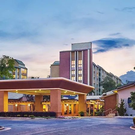 Blue Ridge Hotel & Conference Center-3