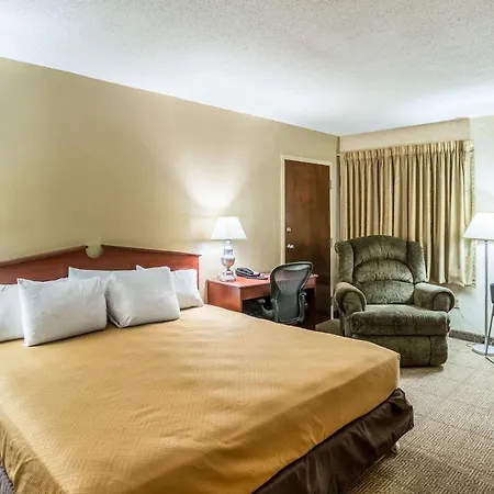 Econo Lodge Beckley-2