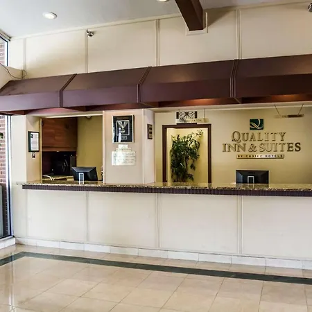 Quality Inn And Suites Golf Resort-3