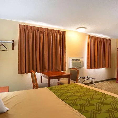 Rodeway Inn & Suites Kearney-2