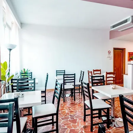 Hotel Paganini-2