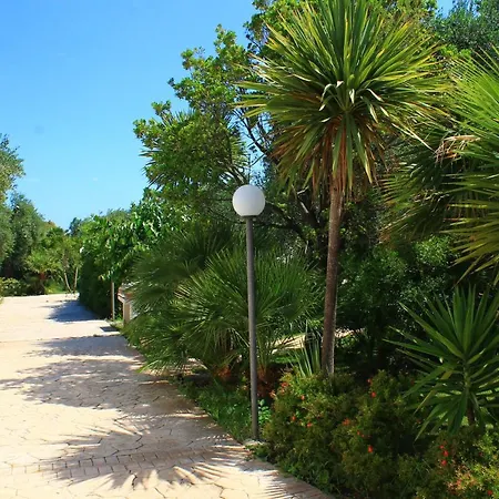 Green Garden Eco-Holiday-3
