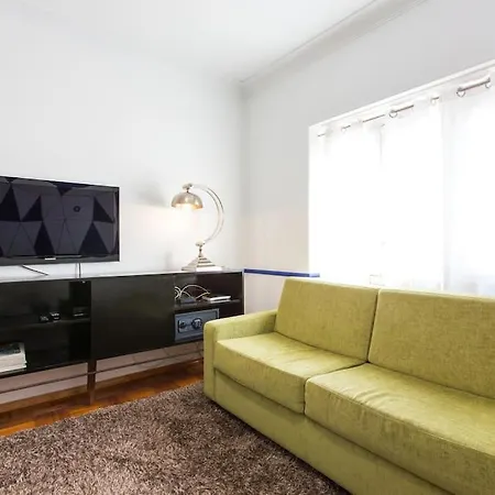 Lisbon City Break Suites-2