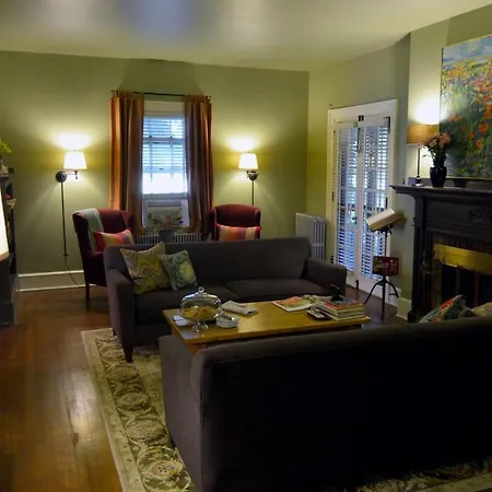 The Lancaster Bed And Breakfast-2