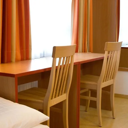 Ausbildungshotel St. Theresia-2