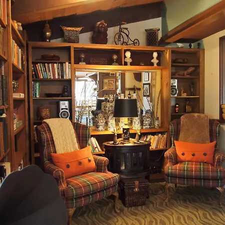 Strawberry Creek Inn-3
