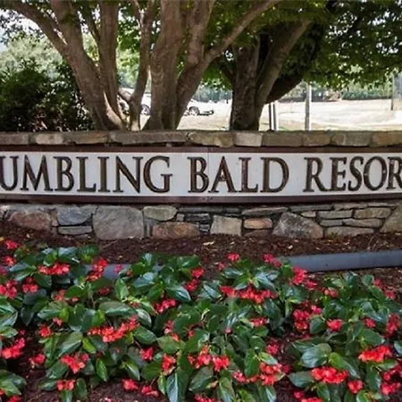 Rumbling Bald Resort-3