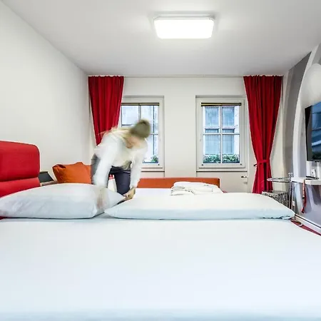 Hotel Am Museum Koeln-2