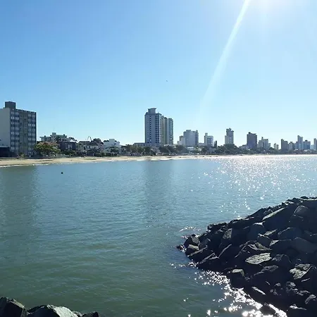 Suítes econômica 250 metros do mar-3