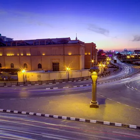 Tahrir Plaza Suites - Museum View-3