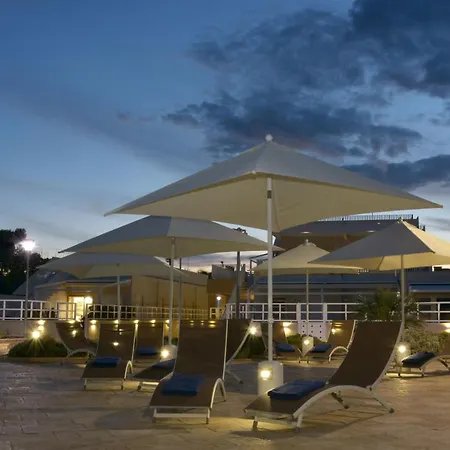 Vilu Suite Mare-2