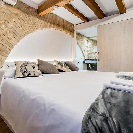Hostal 977-2