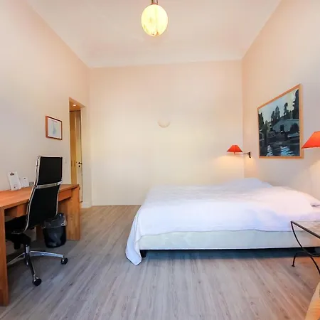 Aparthotel York-3