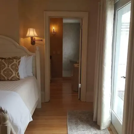 The Wanderlust Hotel-2