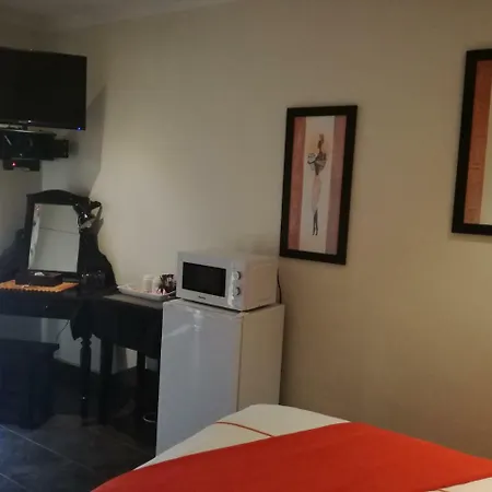 Avalon Guest House-3