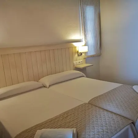 Hostal La Fonda-2