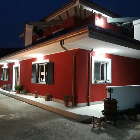 Valeri 'S Country House-2