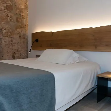Hostal Paris-2