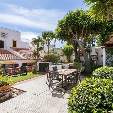 3 Marias Garden House B&B-3