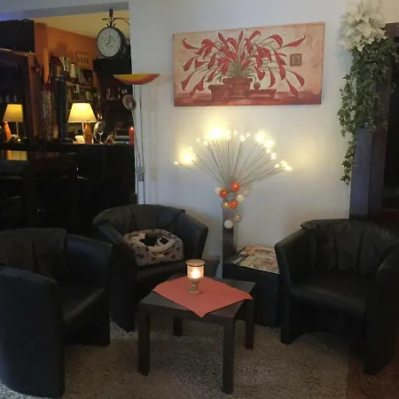 Hotel Am Ufer-2
