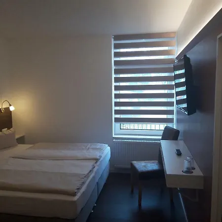 Hotel Weinert-3