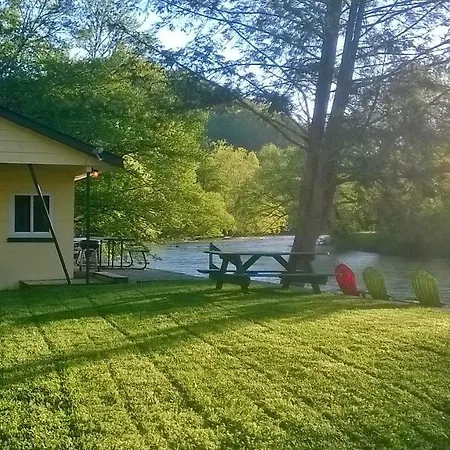Riverbend Lodging-3