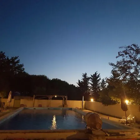 Hotel Carina-Très Grande Piscine-Local à Vélo-2