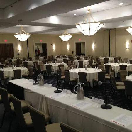 Umass Lowell Inn And Conference Center-3