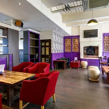 Ibis Styles London Excel-3